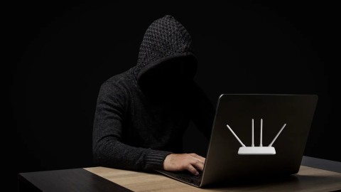 Smishing Nguy Hiểm: Lỗ Hổng API Router Milesight Bị Khai Thác